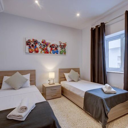Uptown Mellieha By Homely Ngoại thất bức ảnh