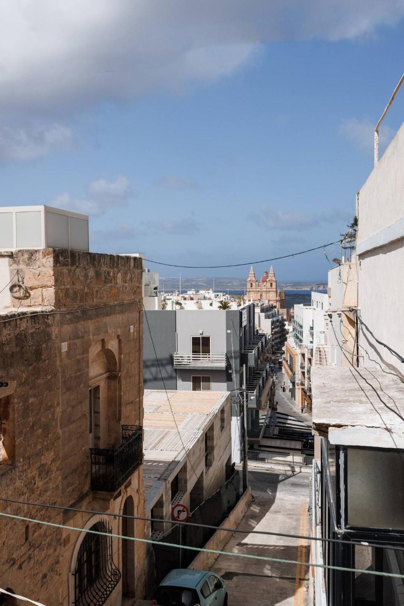 Uptown Mellieha By Homely Ngoại thất bức ảnh