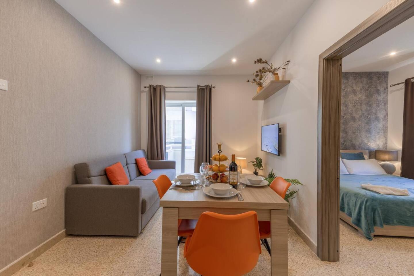 Uptown Mellieha By Homely Ngoại thất bức ảnh